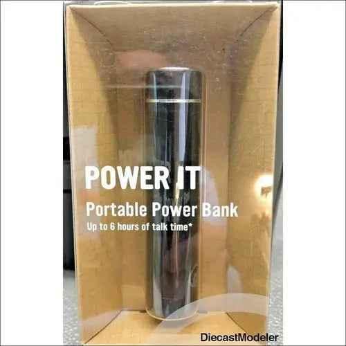 New Radio Shack Power IT 2200mAh 5VDC 2302406 Portable Power Bank-DiecastModeler.com
