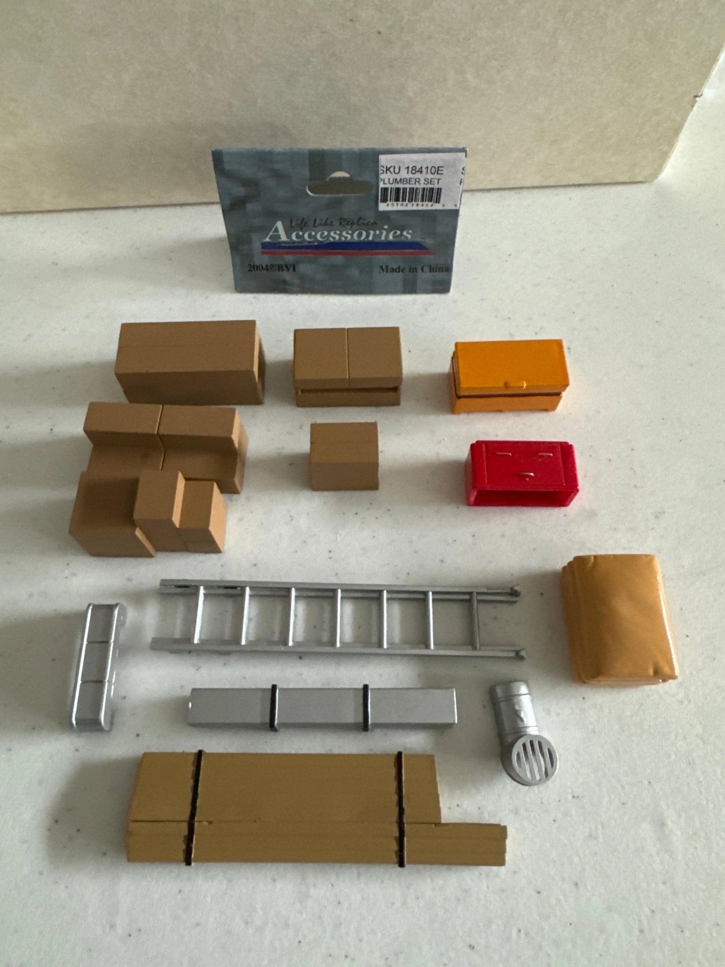 Phoenix Garage Diorama Accessory Set - Plumbing theme (1/24 Scale)-DiecastModeler.com