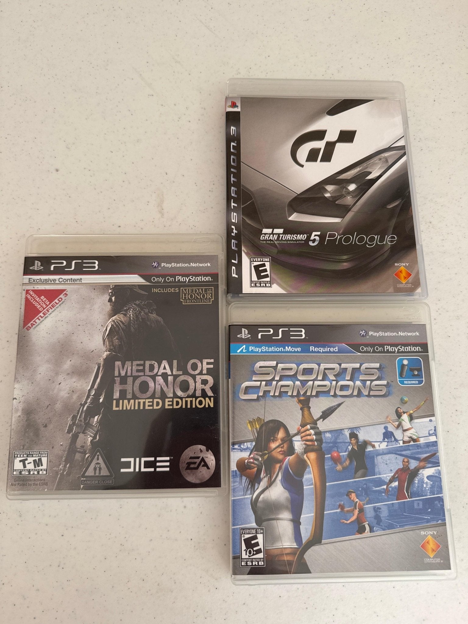 PlayStation three games (3ea.)-DiecastModeler.com