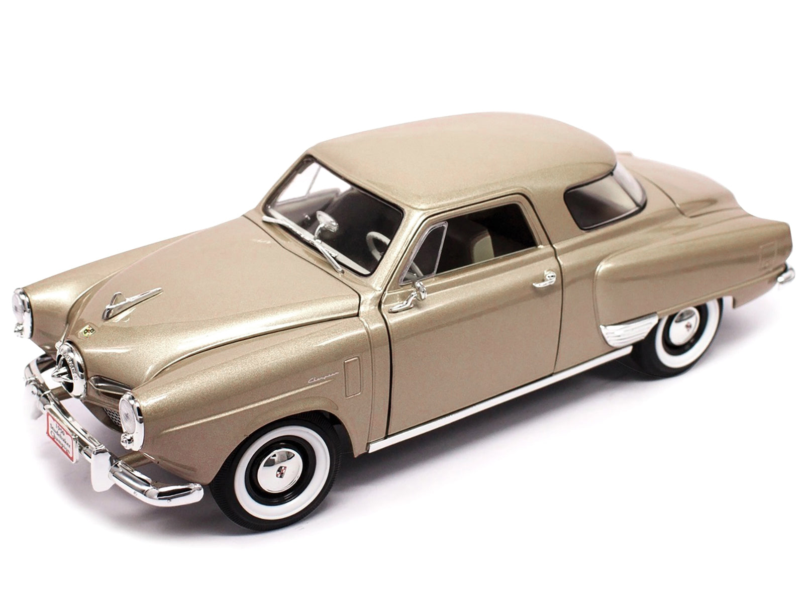 1950 Studebaker Champion Golden Tan 1/18 Diecast Model Car by Road Signature-DiecastModeler.com