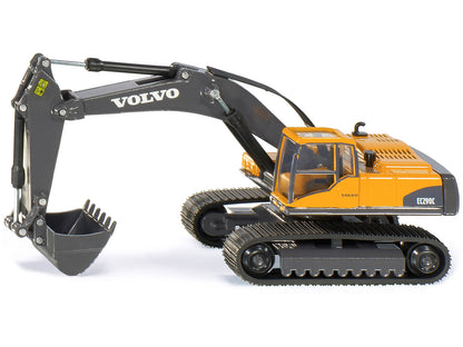 Volvo EC290 Hydraulic Excavator Yellow 1/50 Diecast Model by Siku-DiecastModeler.com