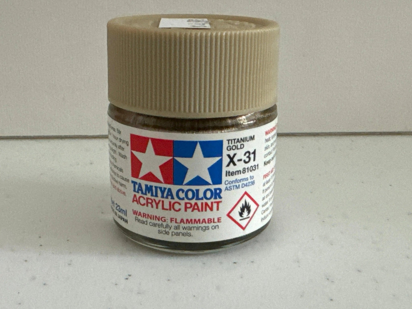 Tamiya Acrylic X-31 Titanium Gold 3/4 oz Paint Jar 81031-DiecastModeler.com