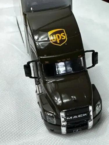 United Parcel Service (UPS). Tractor-Trailer 18 wheeler- 1:64 scale-DiecastModeler.com