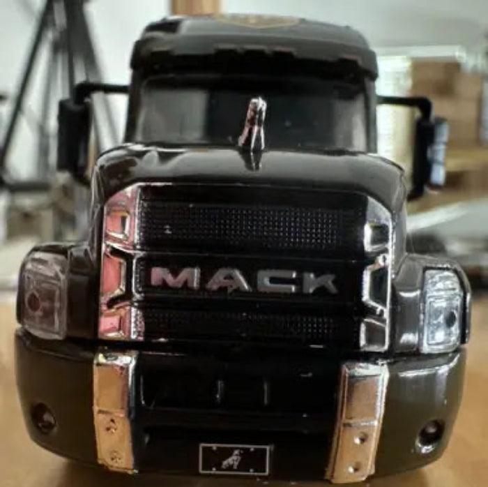 United Parcel Service (UPS). Tractor-Trailer 18 wheeler- 1:64 scale-DiecastModeler.com